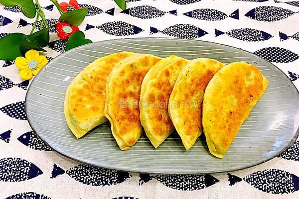 韭菜盒子的做法图解21