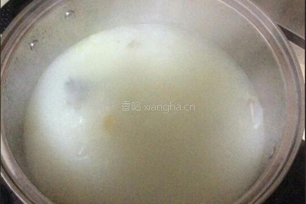鲫鱼羊排汤的做法图解5