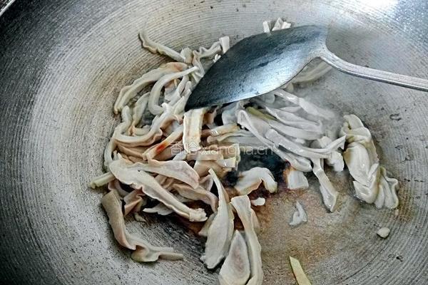爆炒肚片的做法图解4