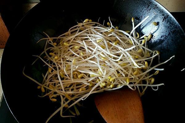 炒豆芽的做法图解5