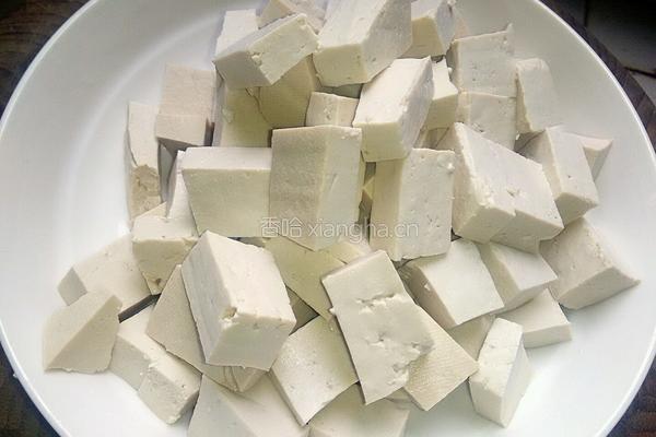 麻辣豆腐的做法图解1
