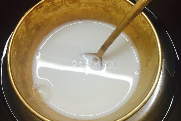草莓慕斯蛋糕的做法图解8