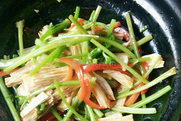 红油芹菜腐竹的做法图解8