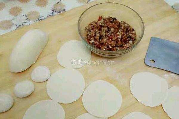 玫瑰煎饺的做法图解2