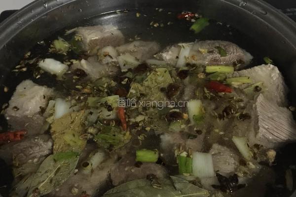 卤牛肉的做法图解7