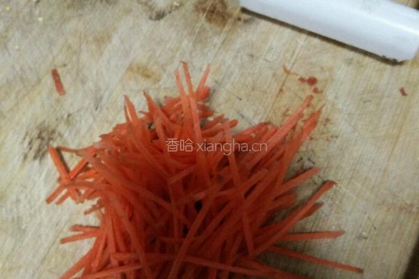 辣炒白菜烩芹菜的做法图解1