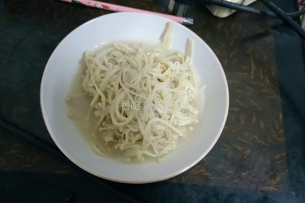 炒金针菇的做法图解6