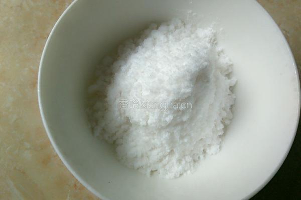 椰汁果冻的做法图解2