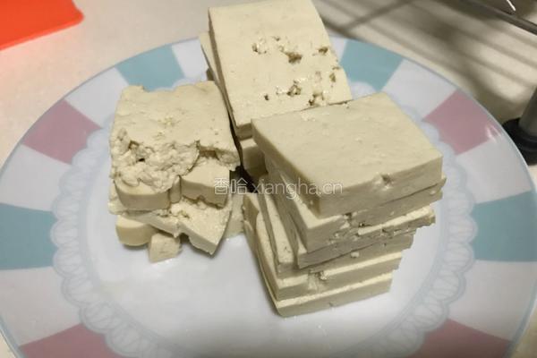 香煎豆腐的做法图解1