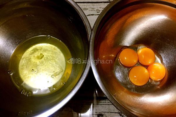 花样爱心蛋糕卷的做法图解2