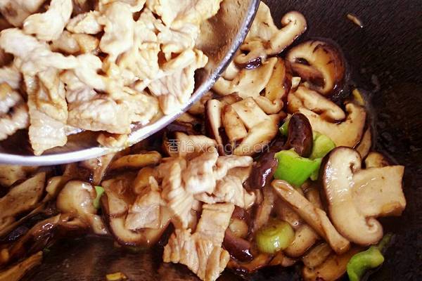 香菇炒肉的做法图解16