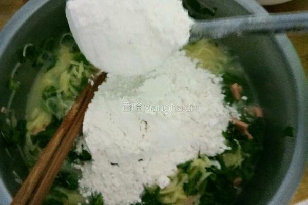 火腿蔬菜鸡蛋煎饼的做法图解3