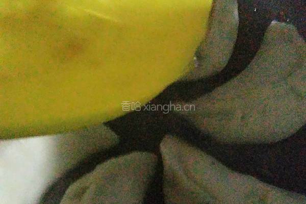 小熊煎锅芹菜鲜肉煎饺的做法图解8