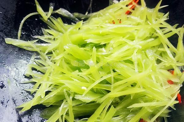 清炒莴笋的做法图解6