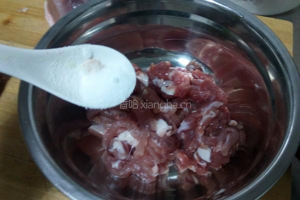 肉丝蒜黄的做法图解3