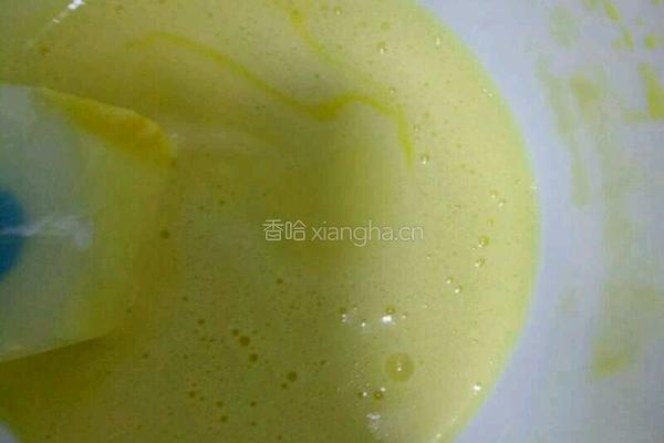 宝宝辅食蛋奶饼的做法图解1