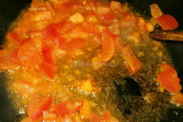 西红柿菌菇豆苗汤的做法图解4