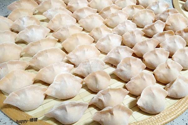 蔬菜皮饺子的做法图解10