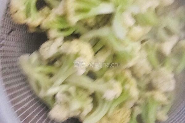 瘦肉椰菜花的做法图解3