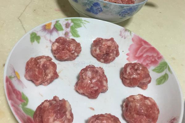 番茄丸子面的做法图解3