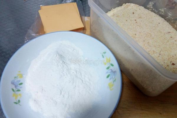 爆浆鸡肉卷（配俄式酸乳瓜）的做法图解6