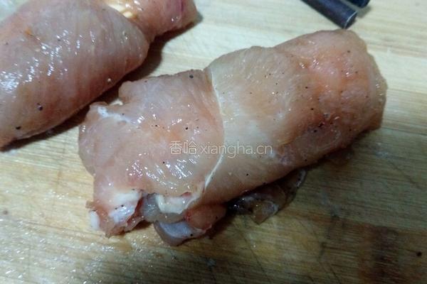 爆浆鸡肉卷（配俄式酸乳瓜）的做法图解10