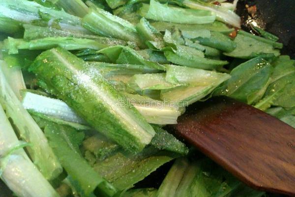 蒜香油麦菜的做法图解5