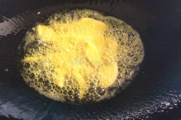 猪软骨芹菜的做法图解3