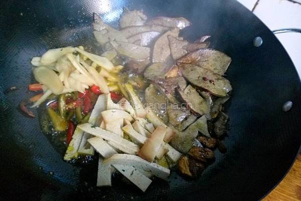 泡菜炒猪肝的做法图解6