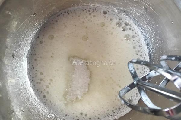 八寸戚风蛋糕的做法图解4