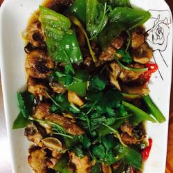 香菇鸡肉炒虎椒的做法[图]