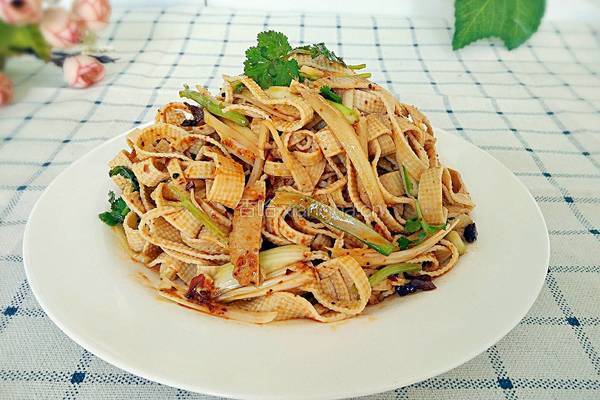 麻辣豆腐皮的做法图解7