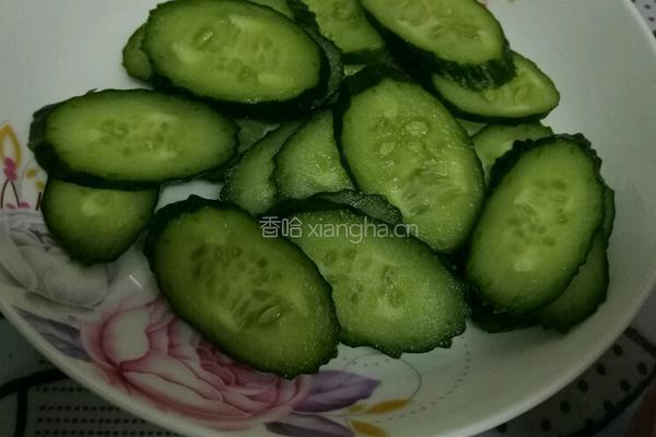 紫菜黄瓜鸡蛋汤的做法图解2