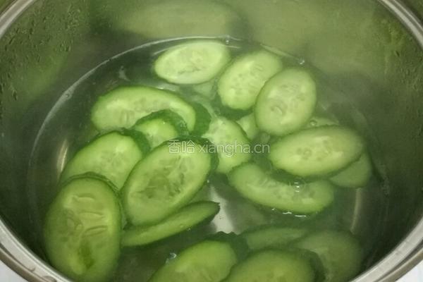 紫菜黄瓜鸡蛋汤的做法图解6
