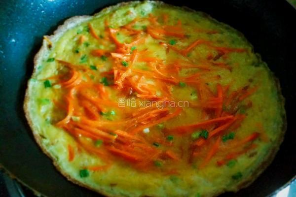 胡萝卜丝鸡蛋饼的做法图解6