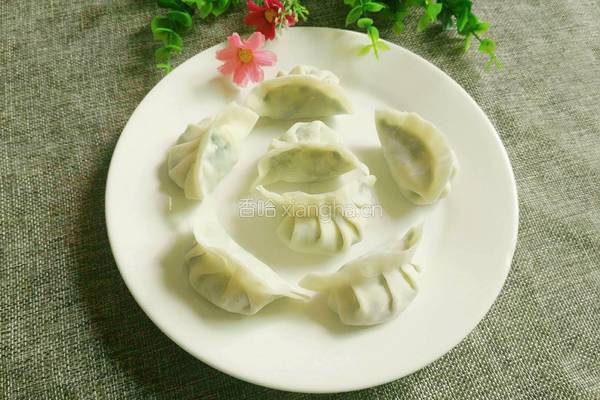 韭菜鸡蛋饺子的做法图解9