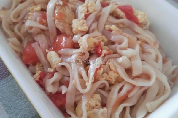 西红柿鸡蛋炒面