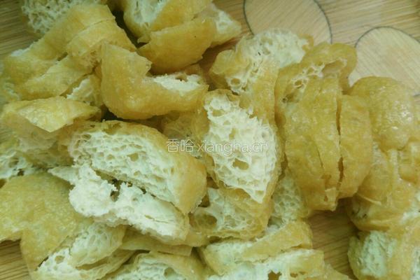 酸萝卜炒豆芽的做法图解3