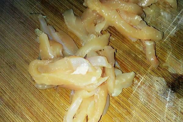 菠菜瘦肉粥的做法图解1