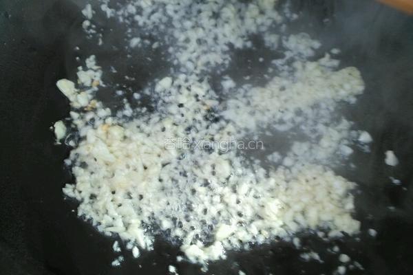 蒜蓉粉丝蒸香菇的做法图解5