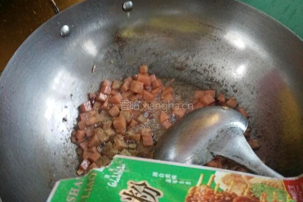 葱爆火腿捞面的做法图解5