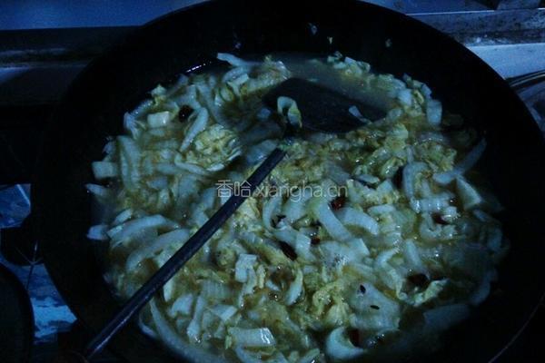 酸菜炖白肉的做法图解8