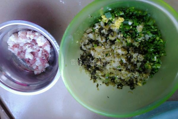 猪肉酸菜饼的做法图解4