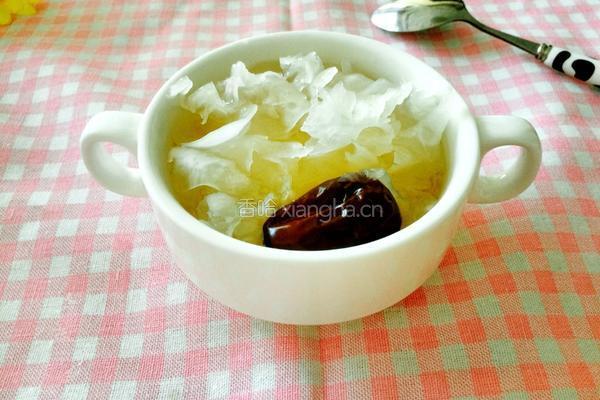 银耳红枣汤的做法图解7