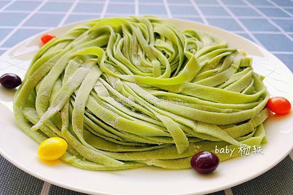 芹菜汁手擀面的做法图解12