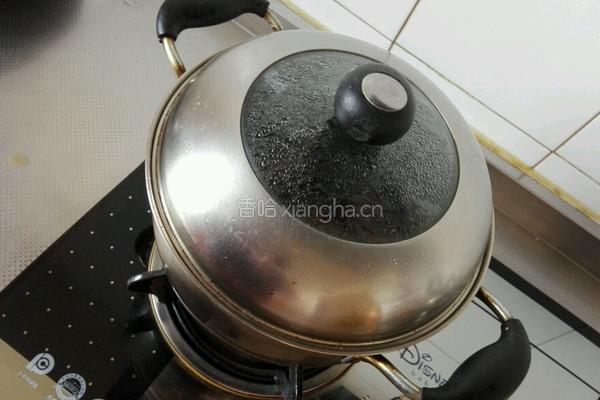 金果银耳红糖水的做法图解3