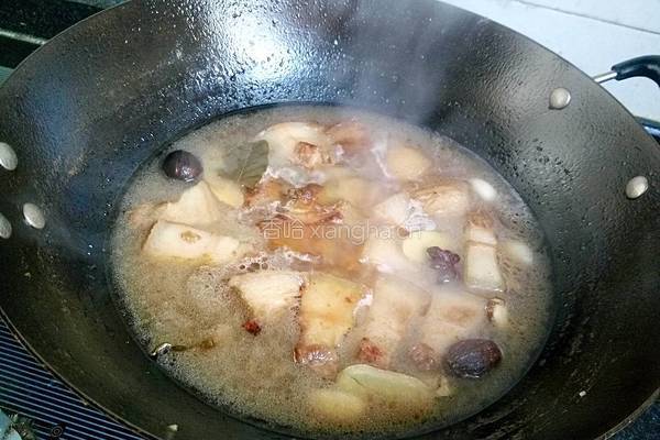 菠萝红烧肉的做法图解9