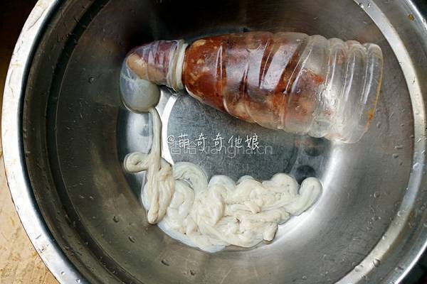 自制黑胡椒风味脆皮肠烤肠的做法图解11
