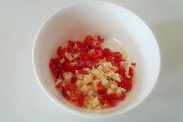 凉拌茼蒿菜的做法图解2