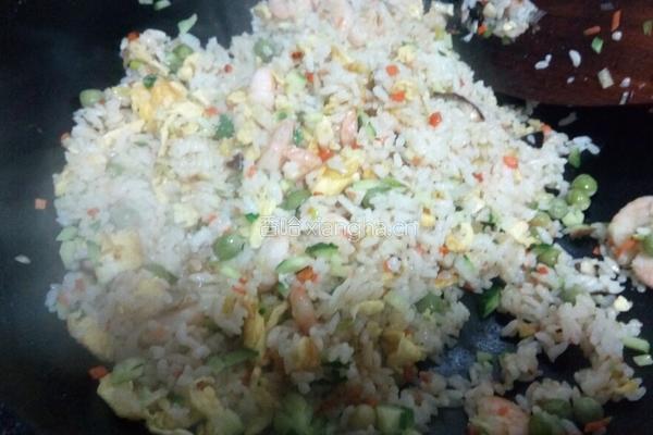 什锦炒饭的做法图解16
